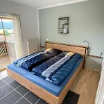 Remawe By Interhome ريغين